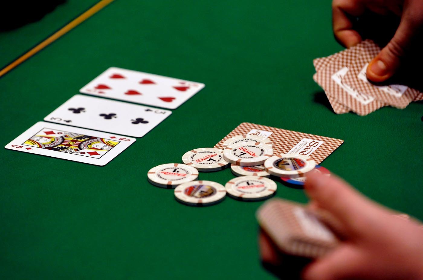 Card Marking-Cheating with Marked Cards in Blackjack Games